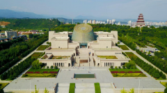 多维视角下的青铜文化盛宴——海外华文媒体记者走进宝鸡青铜器博物院