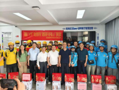 国养梦情牵骑手，端午粽香溢瑶海，共绘人间大爱长卷